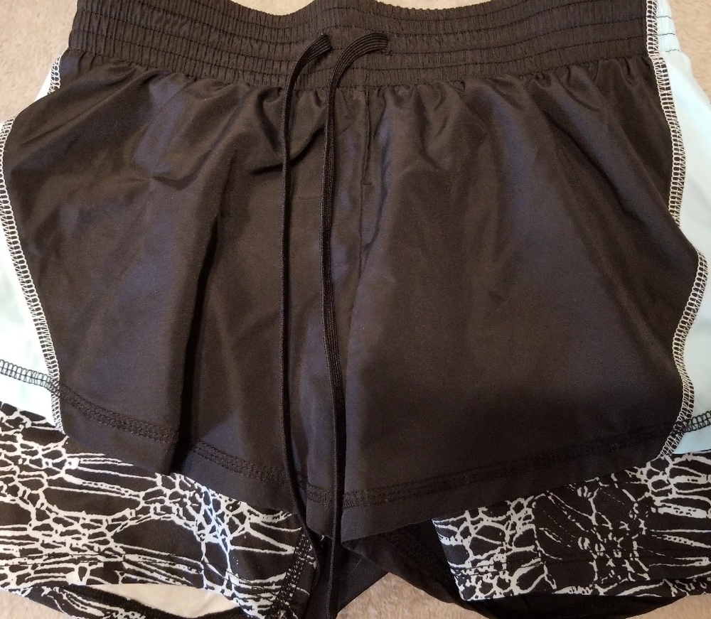 Champion duo dry shorts NWOT